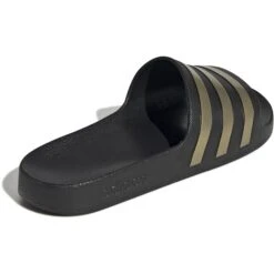 Adidas Adilette Aqua Badeslippers - Core Black/gold Metal/core Black EG1758 -Zwemuitrusting adidas adilette aqua slides bathing shoes core black gold metal core black eg1758 8 1358438