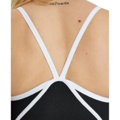 Arena Icons Super Free Back Badpak Dames - Zwart-Wit -Zwemuitrusting arena icons super free back solid women swimsuit black white 9 1252548