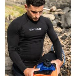 Orca Openwater Base Layer Long Sleeve Shirt - Black -Zwemuitrusting orca openwater base layer long sleeve shirt black 22 1478649