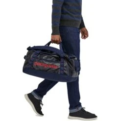 Patagonia Black Hole Duffel 40L Reistas - Perennial Purple -Zwemuitrusting patagonia black hole duffel 40l classic navy 1 1423329