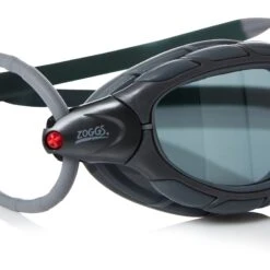 Zoggs Predator Swimming Goggles - Polarized Smoke Lenses - Small Fit - Grey/Grey 11 Zoggs Predator Swimming Goggles - Polarized Smoke Lenses - Small Fit - Grey/Grey -Zwemuitrusting zoggs predator swimming goggles polarized smoke lenses regular fit grey grey 3 1386358